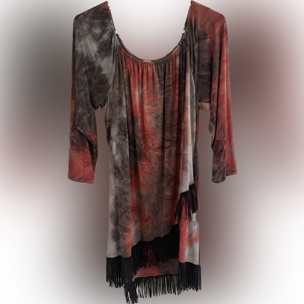 Pink Coconut Boutique top with brown fringe. Super cute! XL